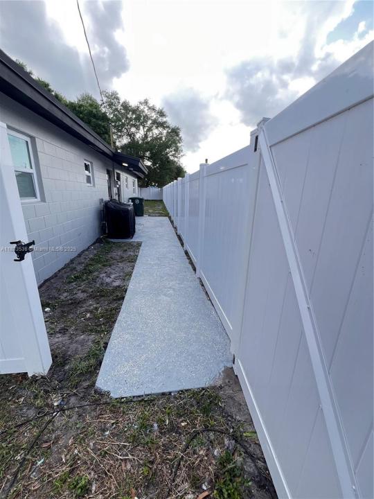 711 N 23rd St, Fort Pierce, Florida 34950, Amerika Birleşik Devletleri