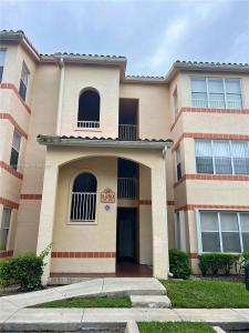 3480 N Pinewalk Dr N 135, Margate, Florida 33063, USA