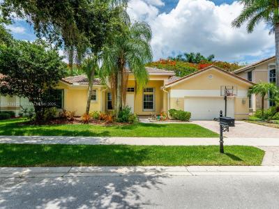3967 Nighthawk Dr, Weston, Florida 33331, USA