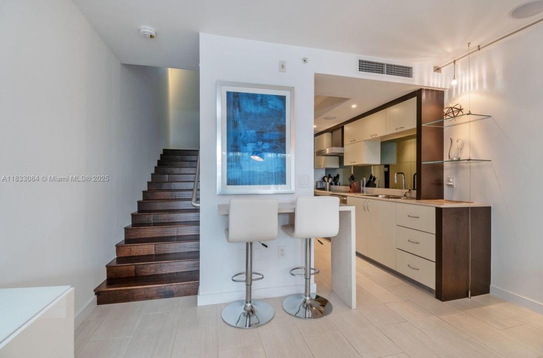 2130 Park Ave TH3, Miami Beach, Флорида 33139, Соединенные Штаты