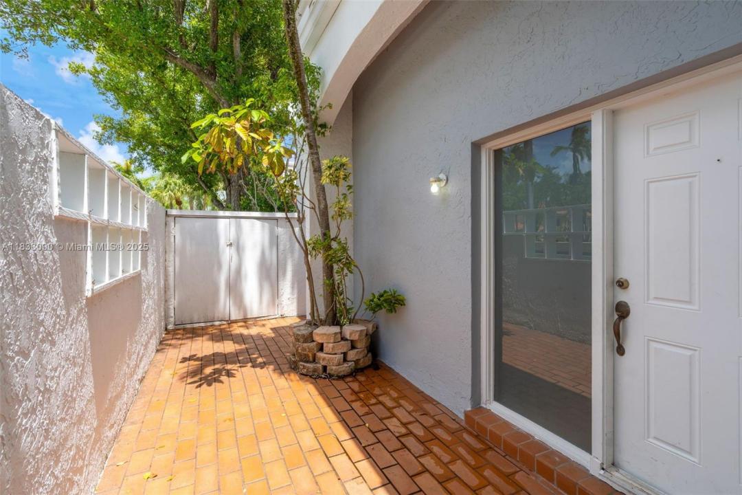 20908 Leeward Ct 231-3, Aventura, Florida 33180