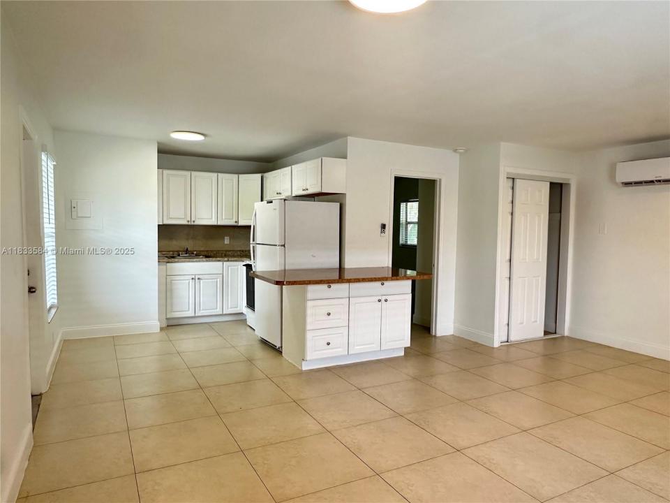 1411 N Dixie Hwy 6, Fort Lauderdale, Florida 33304, USA