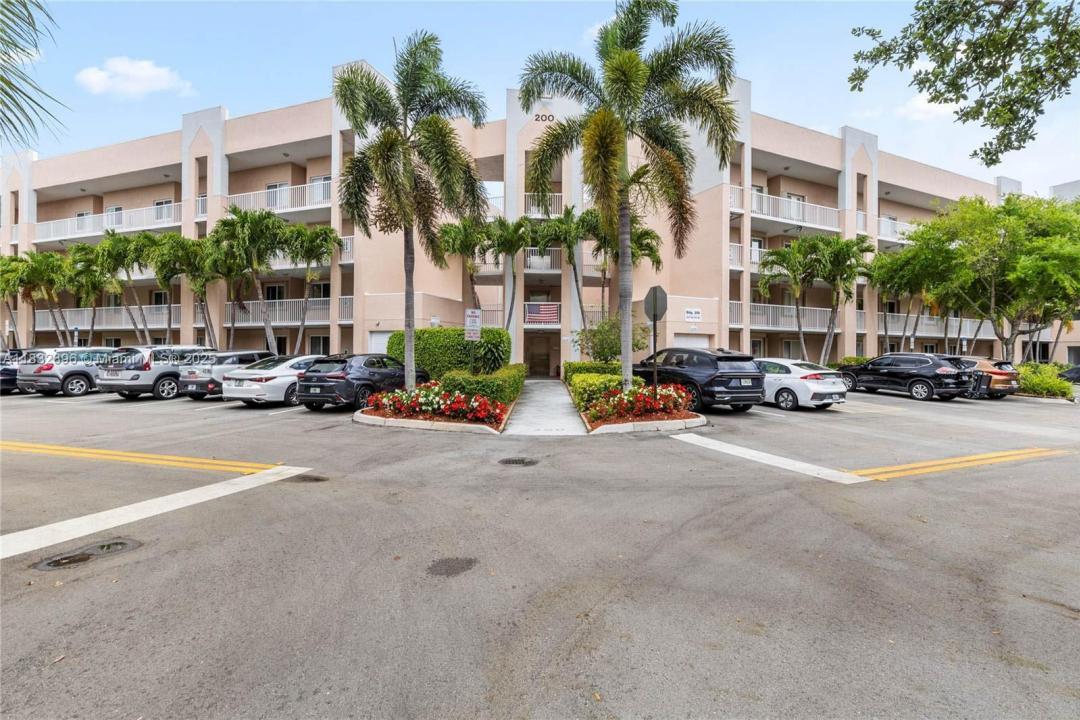 2541 N Nob Hill Rd 309, Sunrise, Florida 33322, USA