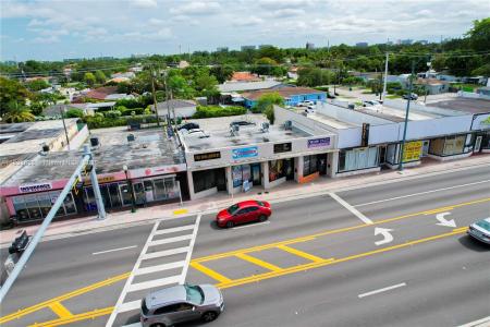 6471 SW 8th St, Miami, Florida 33144, USA