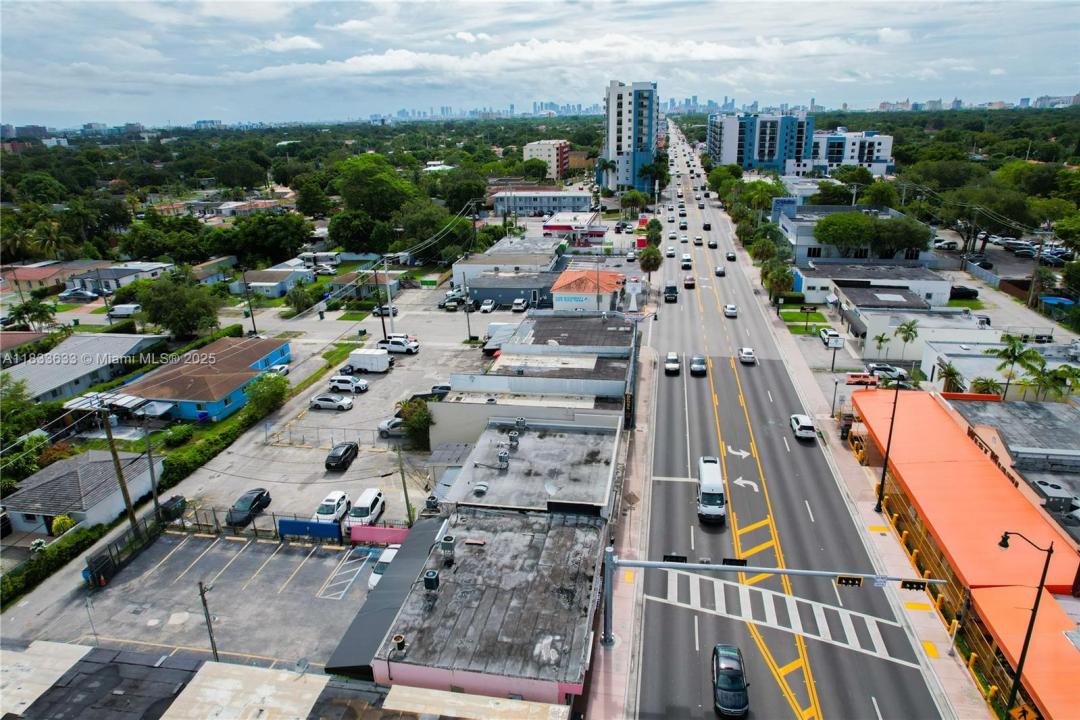 6471 SW 8th St, Miami, Floride 33144, États-Unis