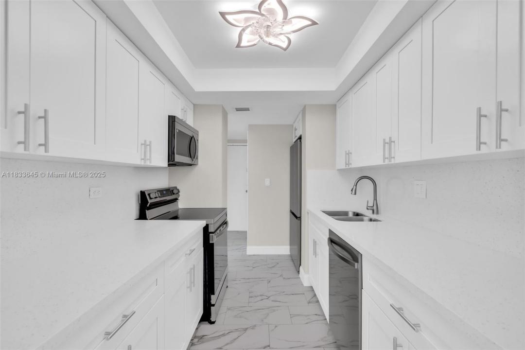 251 174th St 1415, Sunny Isles Beach, Florida 33160