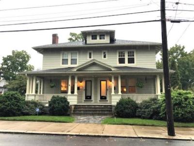 122 Ridge Street, Pawtucket, RI 02860, USA