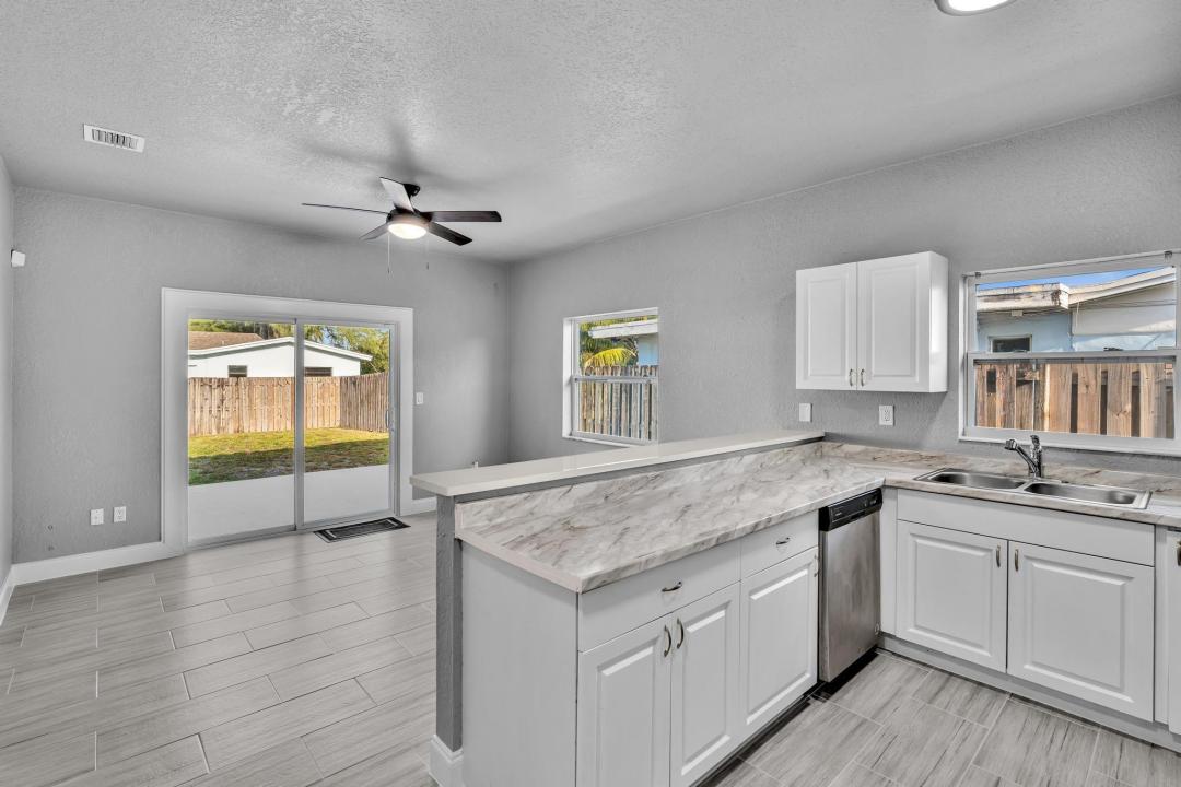 2019 NW 64th Avenue, Sunrise, Flórida 33313, Estados Unidos