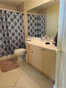 2280 SW 32nd Ave 209, Miami, Florida 33145, USA