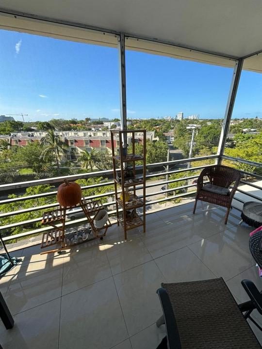 1750 NE 115th St 608, Miami, Florida 33181, USA