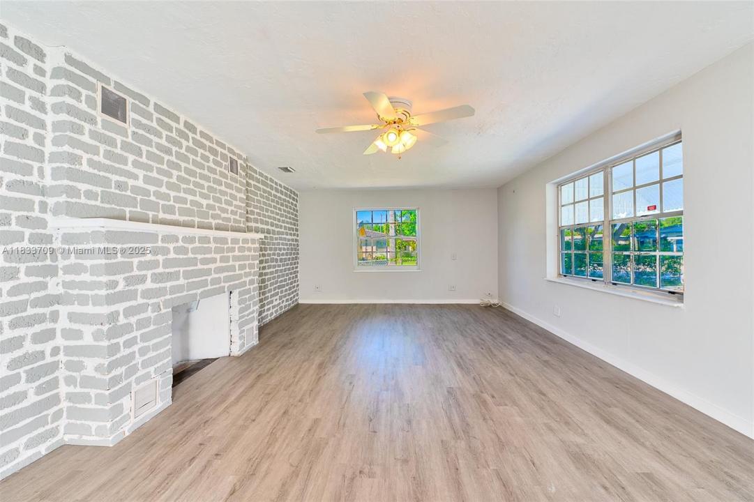 6130 SW 32nd St A, Miramar, フロリダ 33023, アメリカ合衆国