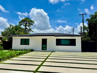 16440 NE 10th Ave MAIN, North Miami Beach, Florida 33162, USA