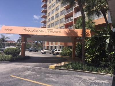 2025 NE 164th St 516, North Miami Beach, Florida 33162, USA