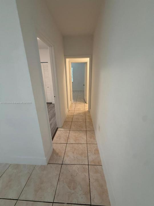 6909 NW 2nd Ave 3, Miami, Flórida 33150, Estados Unidos
