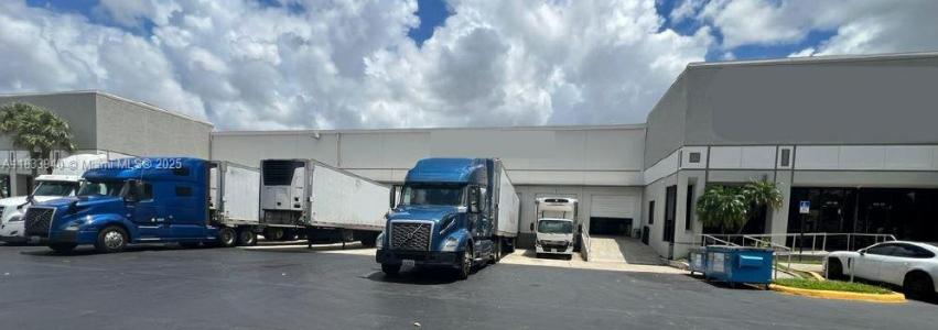 2501 Davie Rd, Davie, Florida 33317, USA