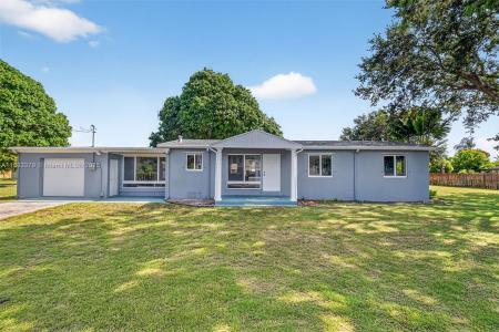 4061 Nova Ln, Lake Worth, Florida 33462, USA