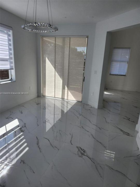 8465 NW 108th Path, Doral, フロリダ 33178, アメリカ合衆国