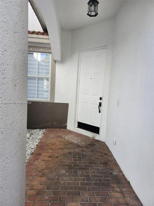 8465 NW 108th Path, Doral, フロリダ 33178, アメリカ合衆国