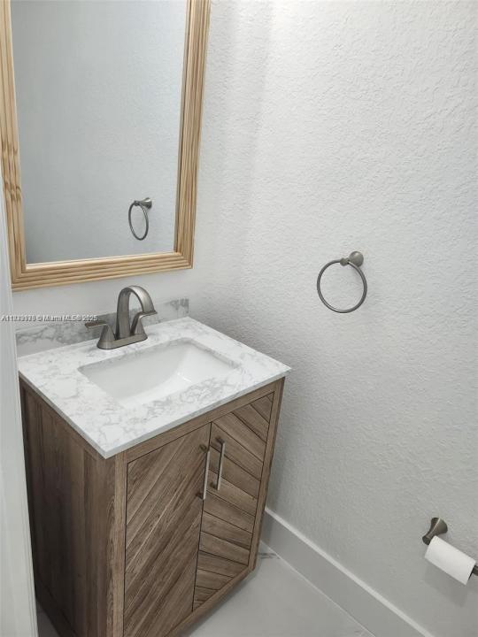 8465 NW 108th Path, Doral, フロリダ 33178, アメリカ合衆国