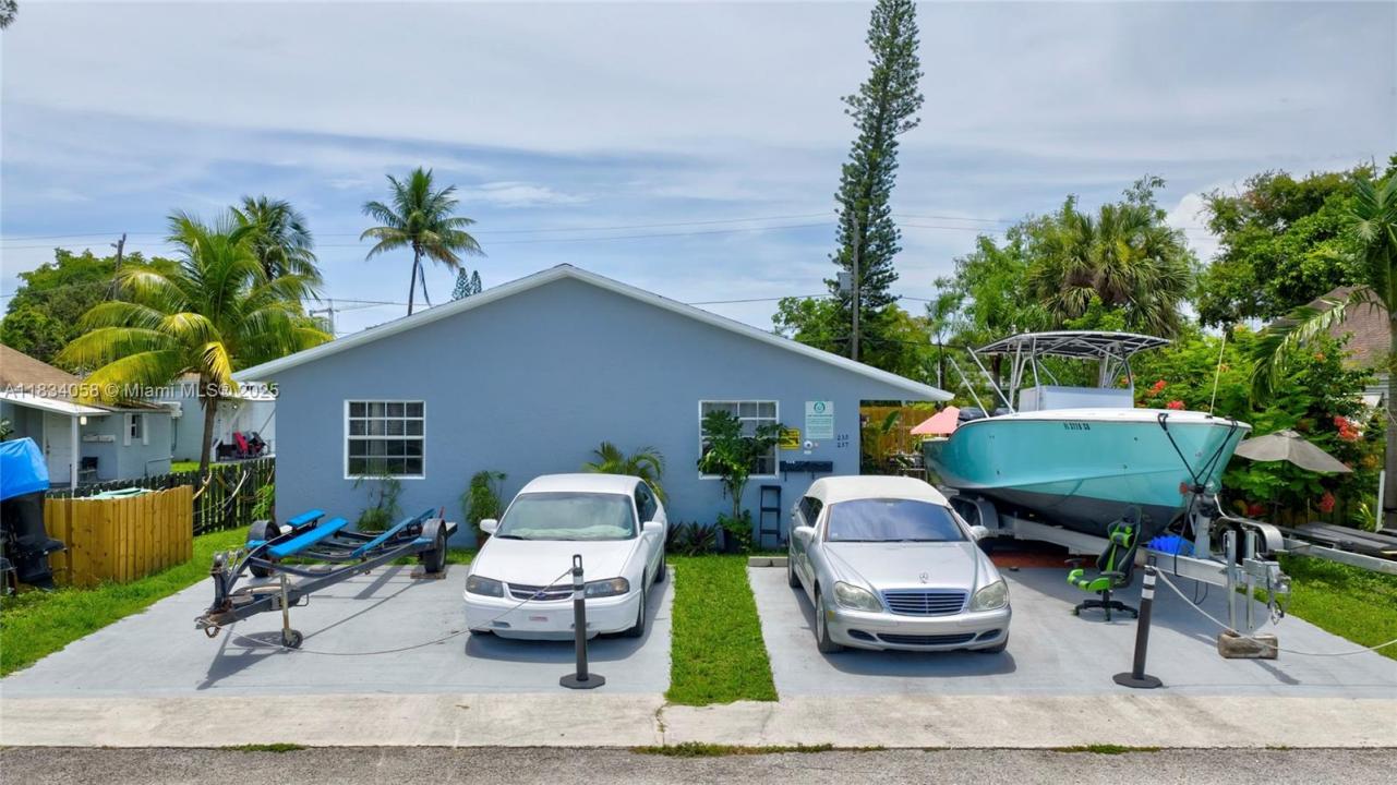 235-237 SW 12th St, Dania Beach, Flórida 33004, Estados Unidos