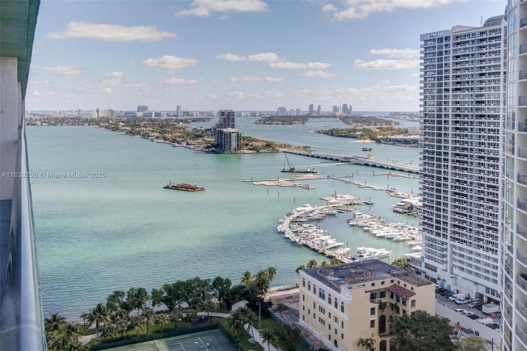 1756 N Bayshore Dr 33O, Miami, 佛罗里达州 33132, 美国