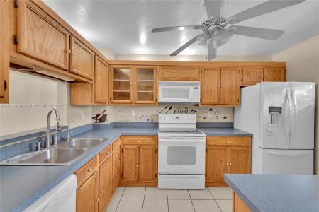 1100 NW 87th Ave 306, Coral Springs, Florida 33071, USA