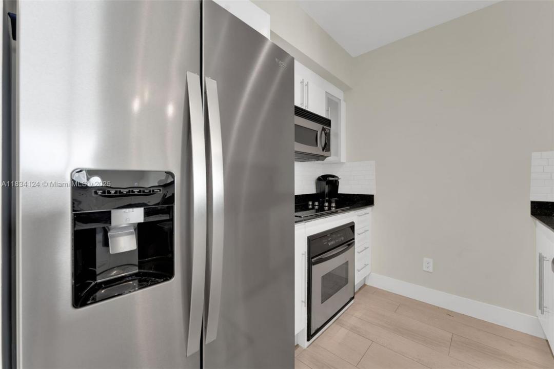 325 S Biscayne Blvd 2816, Miami, Florida 33131, USA