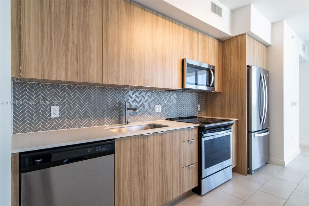 2150 N Bayshore Dr 2303, Miami, Flórida 33137, Estados Unidos