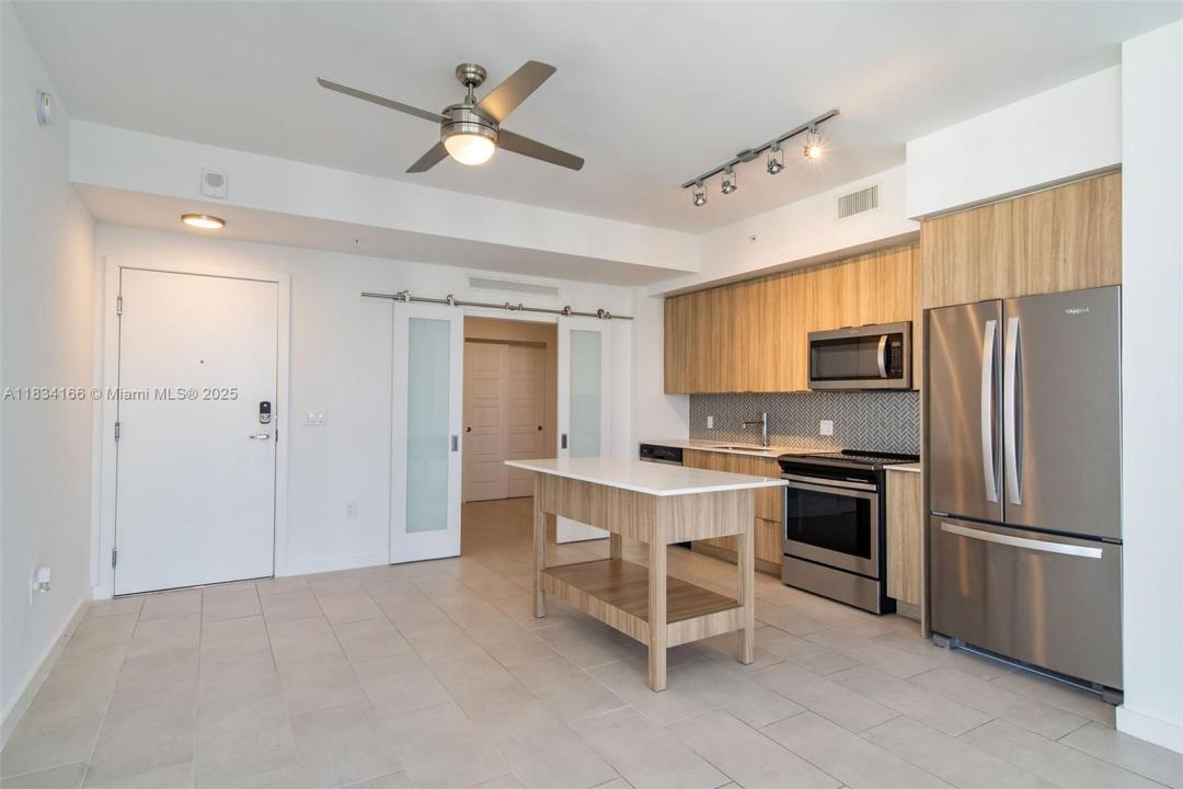 2150 N Bayshore Dr 2303, Miami, Flórida 33137, Estados Unidos