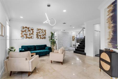 11465 NW 88th Ln, Doral, Florida 33178, USA