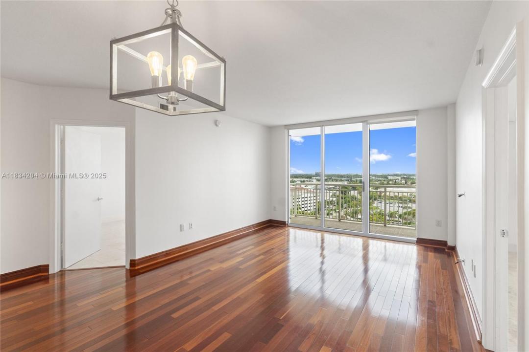 19501 W Country Club Dr 1610, Aventura, 佛罗里达州 33180, 美国