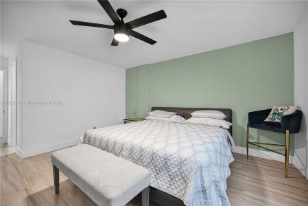1754 Meridian Ave 303, Miami Beach, Florida 33139, USA