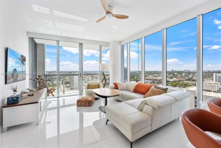 6899 Collins Ave 2004, Miami Beach, Florida 33141, USA