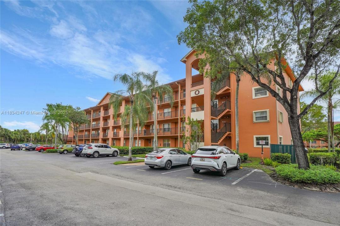 571 SW 142nd Ave 410O, Pembroke Pines, Florida 33027