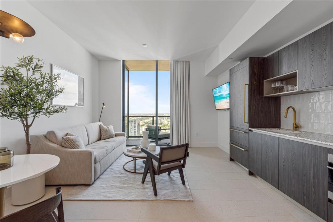 601 NE 1st Ave PH5103, Miami, Florida 33132, Stati Uniti