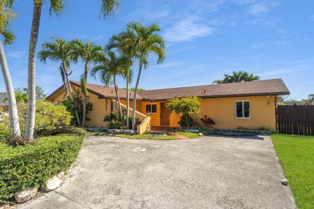 6525 SW 107th Ave, Miami, Florida 33173, USA