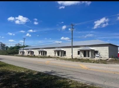 990 Anvil Cir, La Belle, Florida 33935, USA