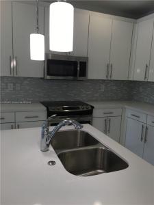 2610 NE 213 STREET 104, Aventura, Florida 33180, USA