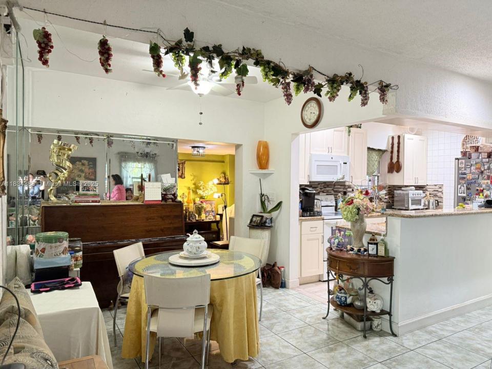 1535 NE 171st St, North Miami Beach, Florida 33162