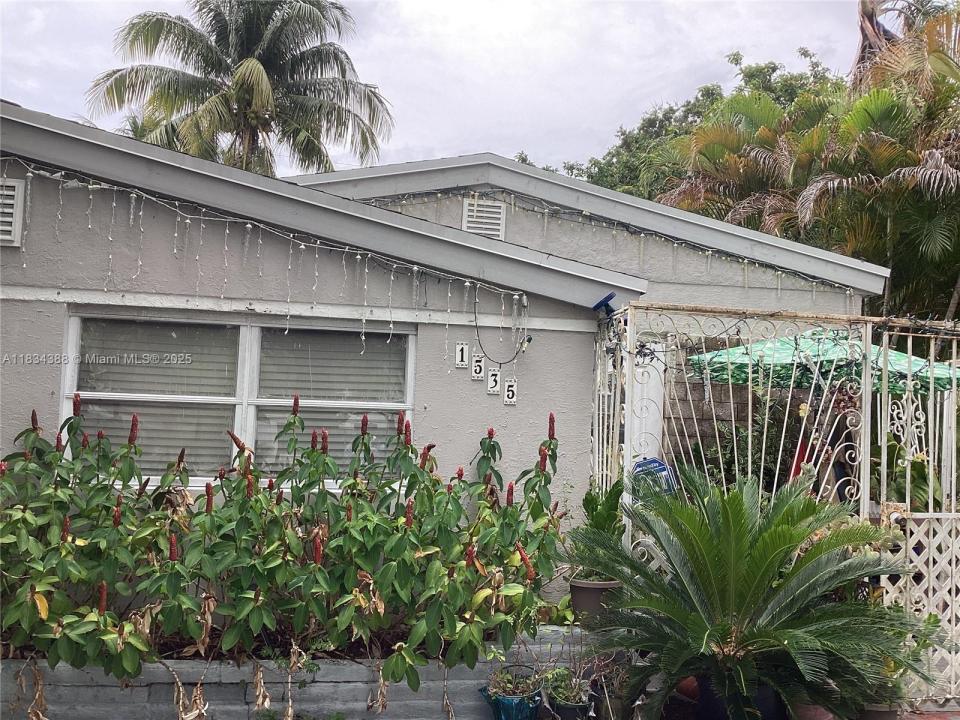 1535 NE 171st St, North Miami Beach, Florida 33162