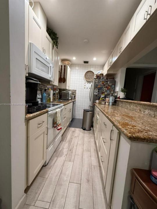1535 NE 171st St, North Miami Beach, Florida 33162