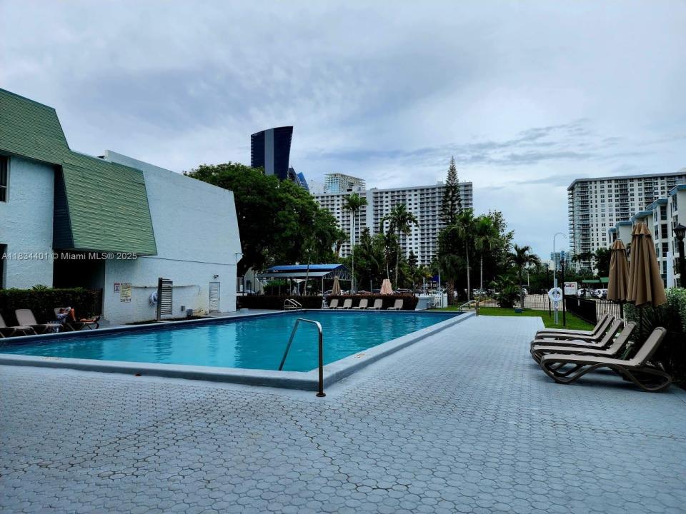 200 177th Dr 515, Sunny Isles Beach, Florida 33160, Amerika Birleşik Devletleri