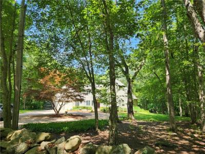 1265 Gilbert Stuart Road, North Kingstown, Rhode Island 02874-3654