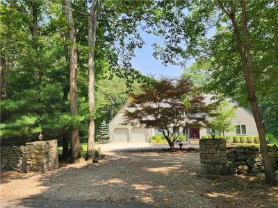 1265 Gilbert Stuart Road, North Kingstown, Rhode Island 02874-3654