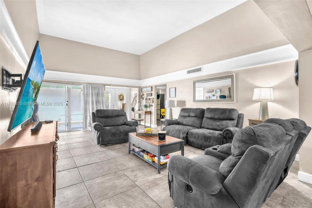 5820 Australian Pine Dr, Tamarac, Флорида 33319, Соединенные Штаты