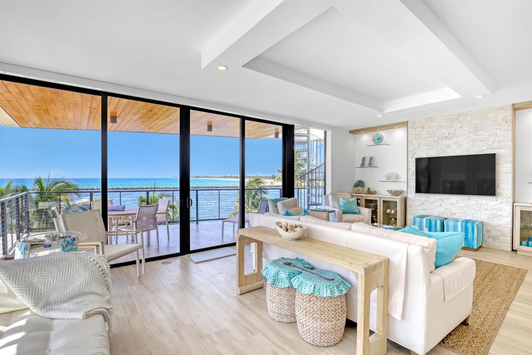 106 Inlet Way 305, Palm Beach Shores, Florida 33404