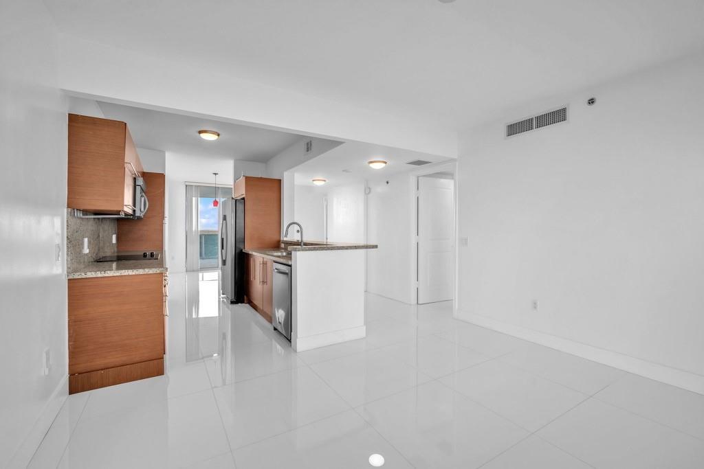 2641 N Flamingo Rd 1608N, Sunrise, Flórida 33323, Estados Unidos