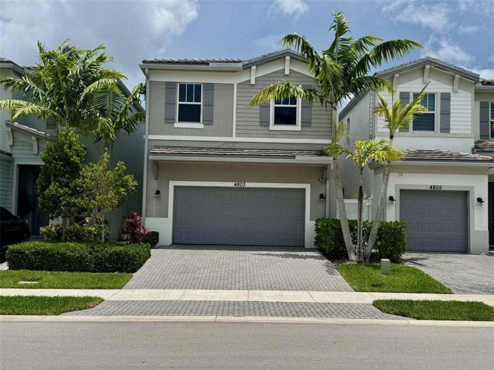4803 NW 48th Ter, Tamarac, Florida 33319
