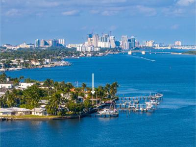 7932 Flagler Court, West Palm Beach, Florida 33405