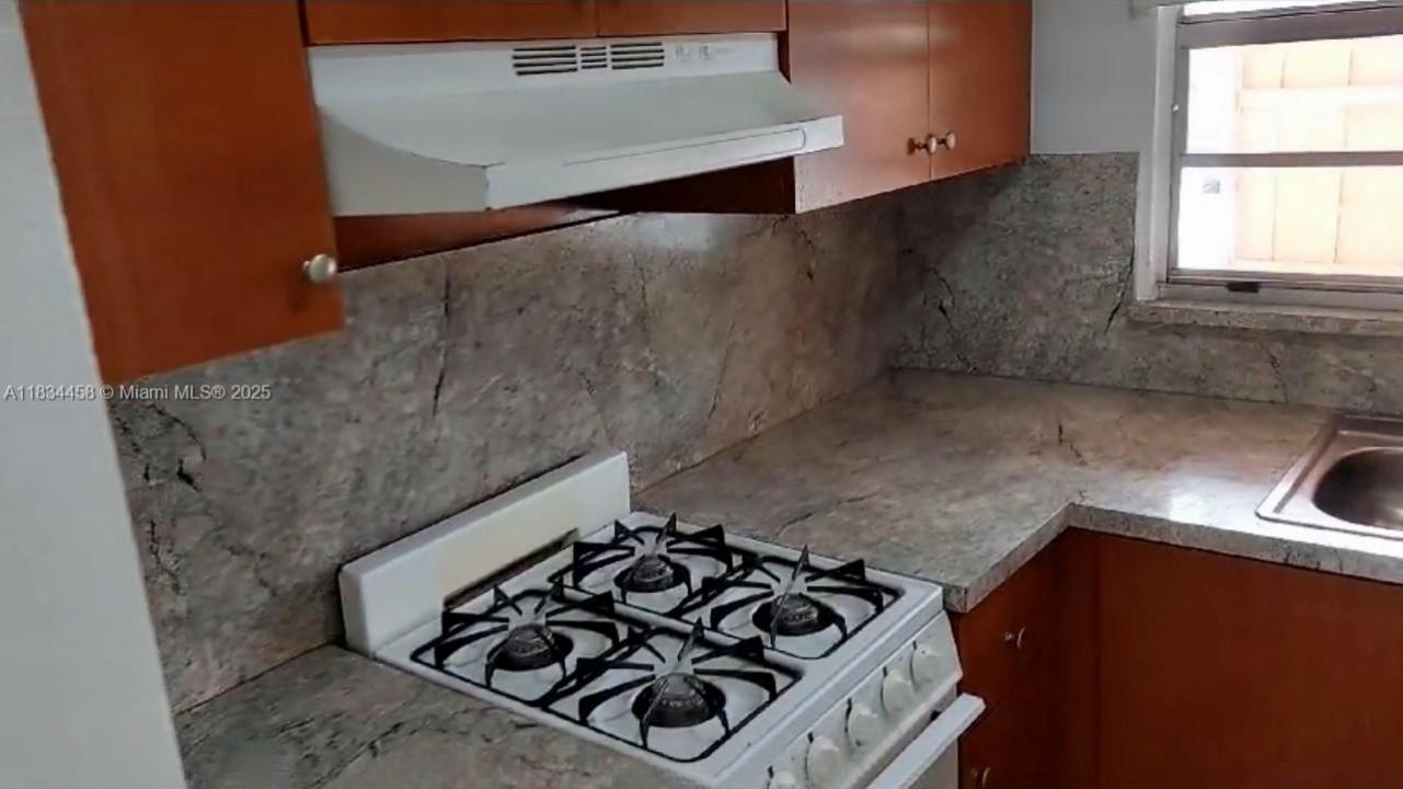 6850 W 14th Ct C22, Hialeah, Floride 33014, États-Unis